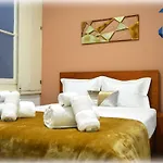 Apartment Market Place