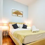 Market Place Apartamento *