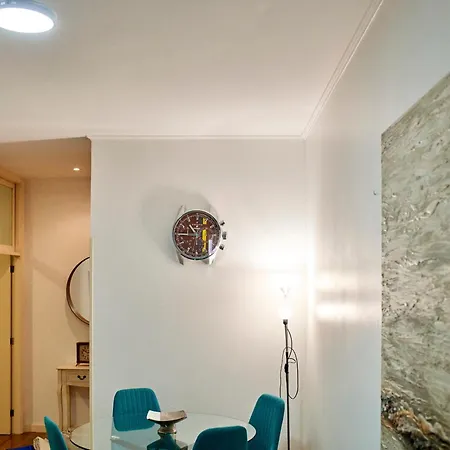 Market Place Apartment