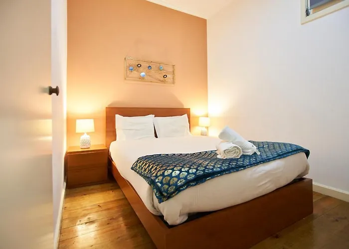 Market Place Apartment *