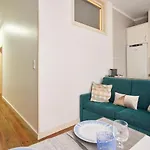 Market Place Apartment *