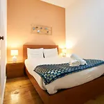 Market Place Apartment *